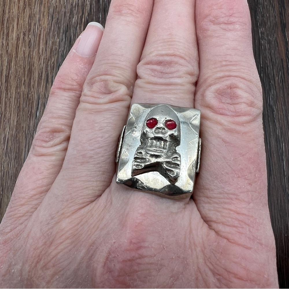 VINTAGE Skull Biker Ring • Red Eyes • Silver Tone • Mexico • Size 10